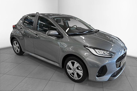 Mazda 2 6 of 9