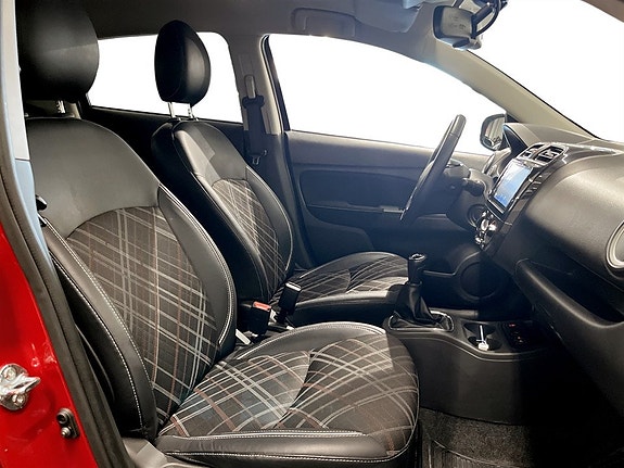 Mitsubishi Space Star 12 of 19