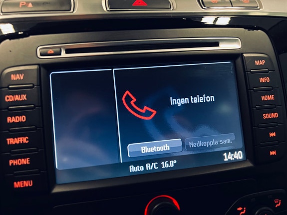 Ford S-MAX 22 of 26