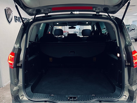 Ford S-MAX 7 of 26
