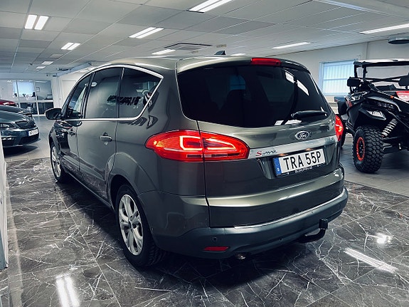 Ford S-MAX 6 of 26