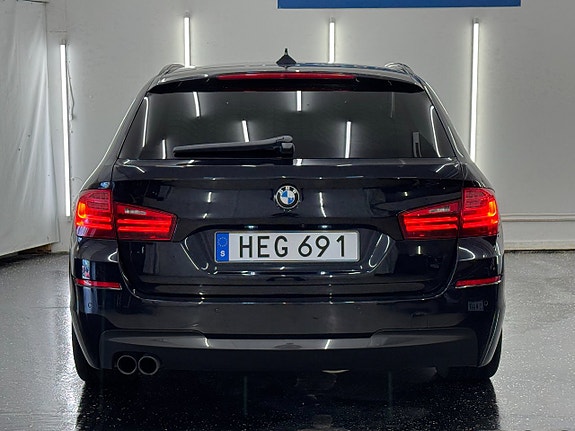 BMW 530d 4 of 5