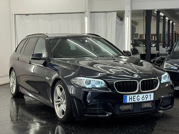 BMW 530d 3 of 5