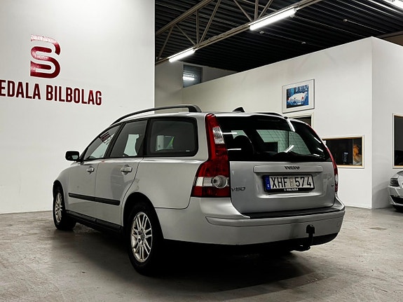 Volvo V50 6 of 12