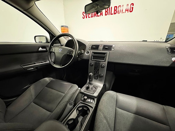 Volvo V50 11 of 12