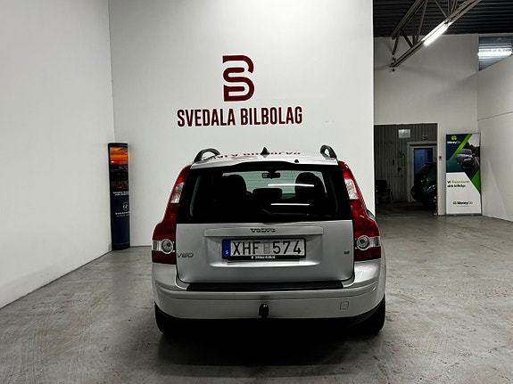 Volvo V50 4 of 12