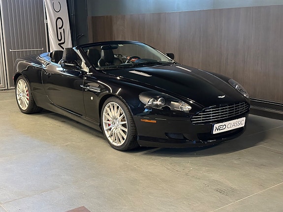 Aston Martin DB9 7 of 26