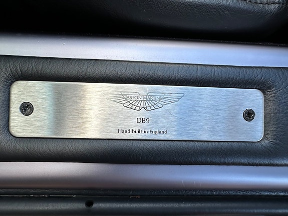 Aston Martin DB9 24 of 26