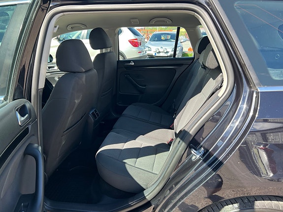 Volkswagen Golf VI 7 of 17