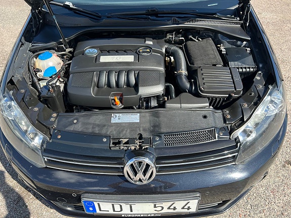Volkswagen Golf VI 17 of 17