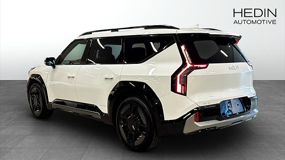 Kia EV9 6 of 15