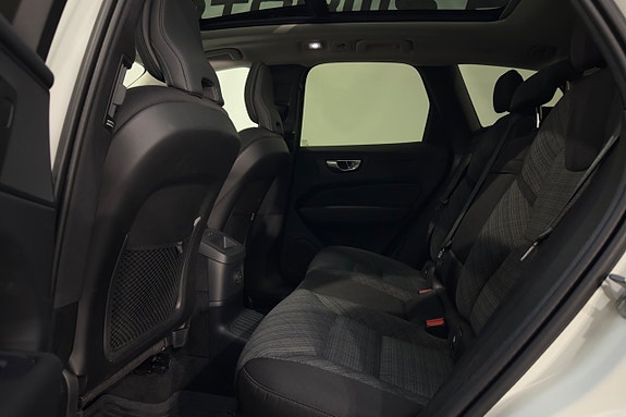 Volvo XC60 22 of 25