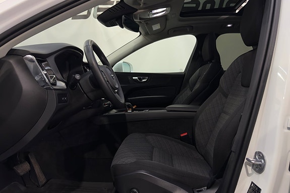 Volvo XC60 7 of 25