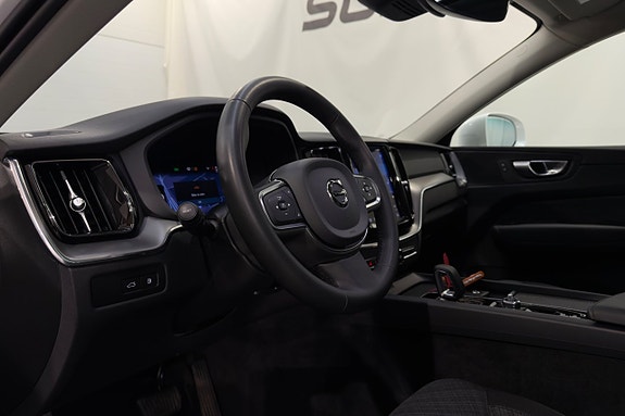 Volvo XC60 9 of 25