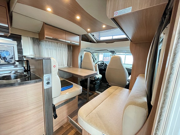 Knaus 650 Sky Wave /ALDE/Taksäng/Solcell/Cykelställ/Markis/150hk 6 of 21