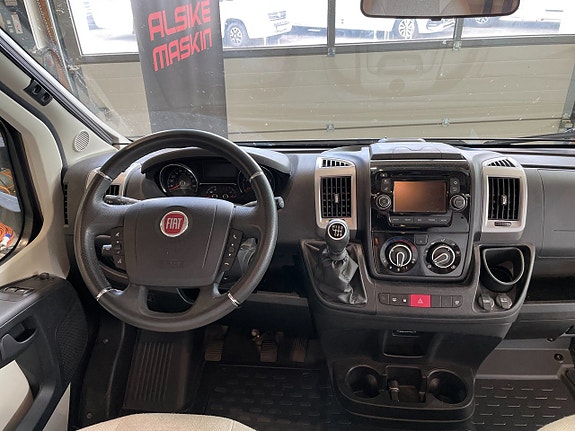Knaus 650 Sky Wave /ALDE/Taksäng/Solcell/Cykelställ/Markis/150hk 21 of 21