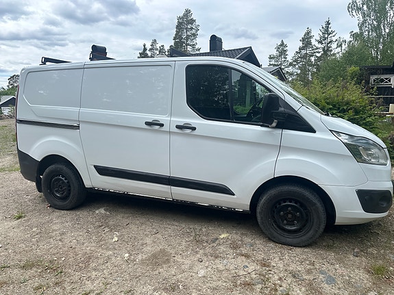Ford Transit Custom 4 of 5