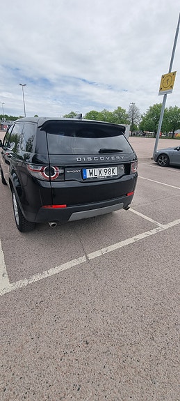 Land Rover Discovery Sport 2 of 5