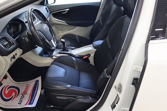 Volvo V40 5 of 25