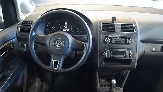 Volkswagen Touran 8 of 10