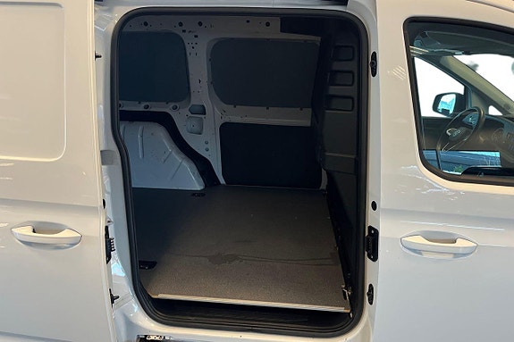 Volkswagen Caddy 24 of 27