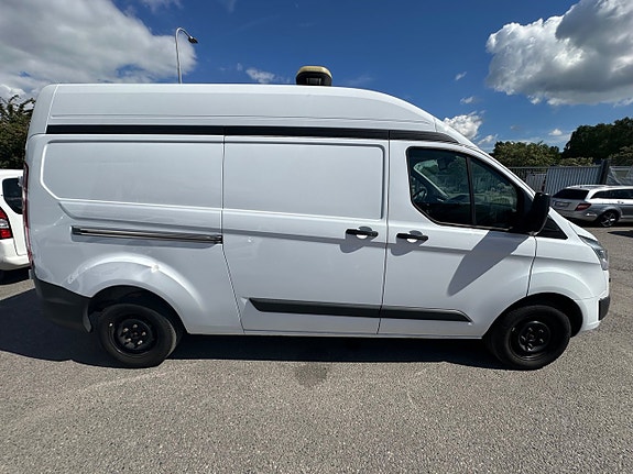 Ford Transit Custom 3 of 5