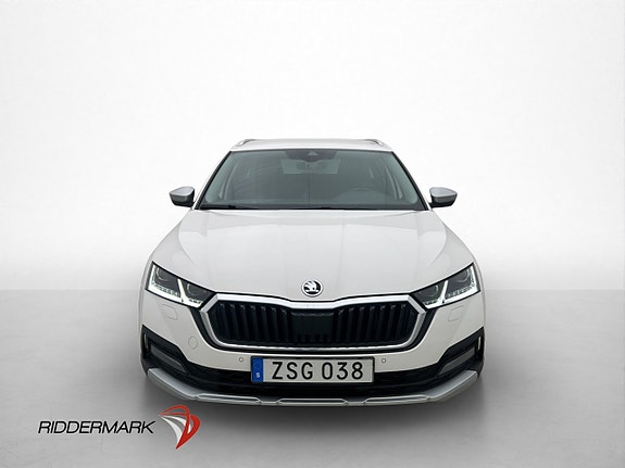 Skoda Octavia Scout 3 of 5