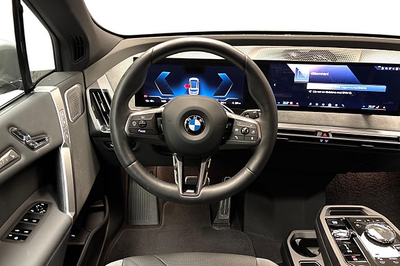 BMW iX 6 of 14