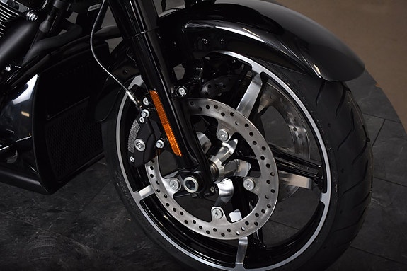 Harley-Davidson Road Glide SPARA 27 200:- / OMG LEVERANS 14 of 17