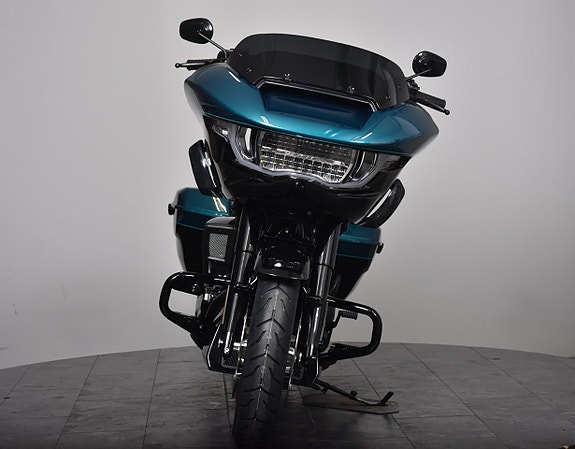Harley-Davidson Road Glide SPARA 27 200:- / OMG LEVERANS 2 of 17