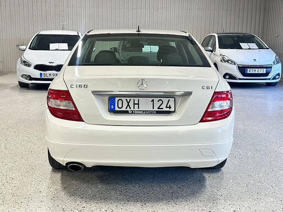 Mercedes-Benz C180 6 of 30