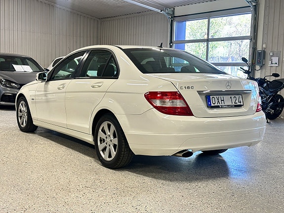 Mercedes-Benz C180 5 of 5