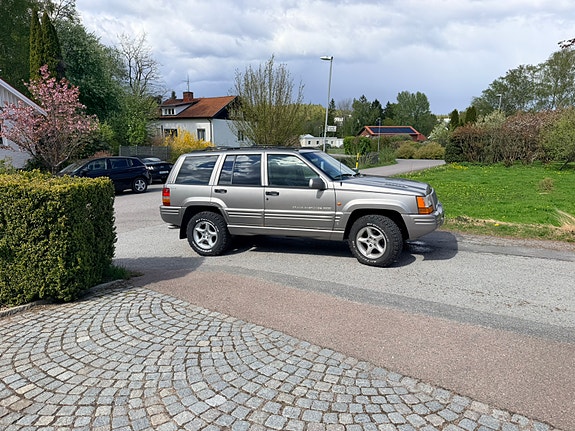 İkinci el  Jeep Grand Cherokee 5.9