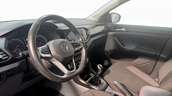 Volkswagen T-Cross 7 of 17