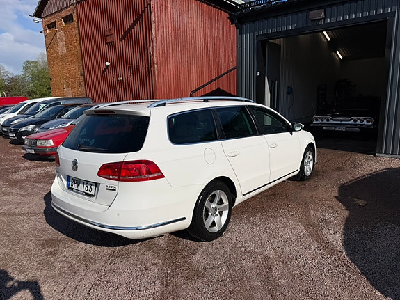 Volkswagen Passat 4 of 5