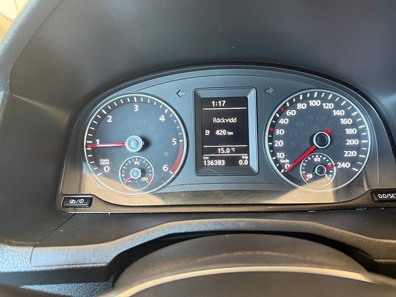 Volkswagen Caddy Maxi 12 of 12