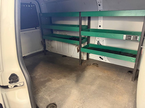 Volkswagen Caddy Maxi 11 of 12