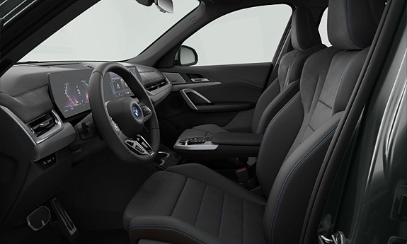 BMW X1 4 of 4