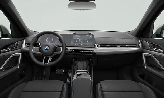 BMW X1 3 of 4
