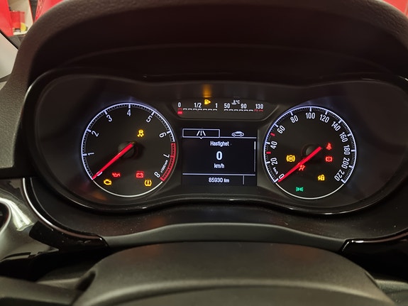 Opel Corsa 8 of 13