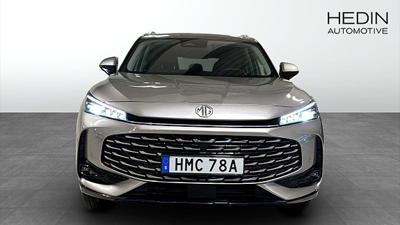 MG HS 8 of 9