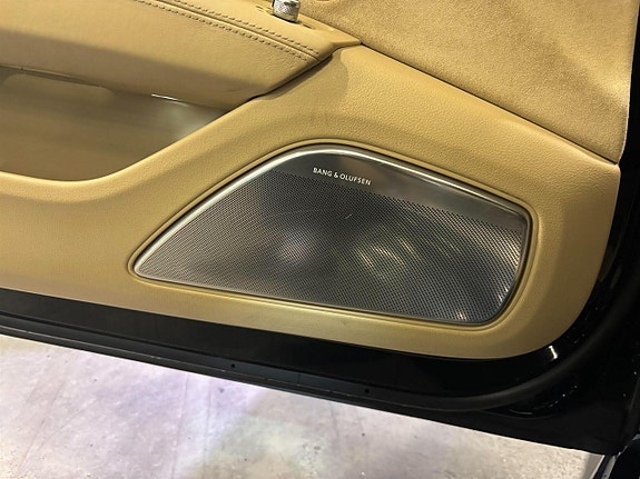 Audi S8 19 of 27