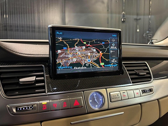 Audi S8 17 of 27