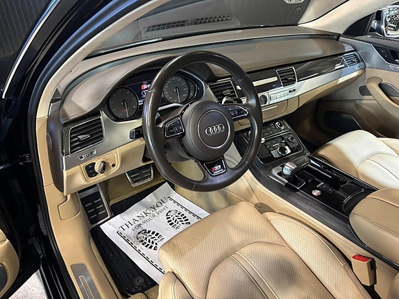 Audi S8 8 of 27
