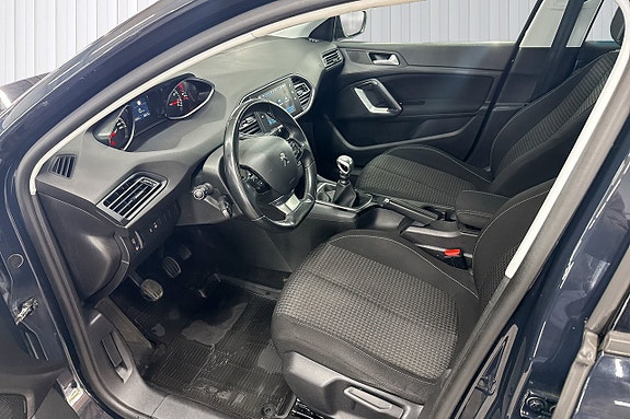 Peugeot 308 15 of 18
