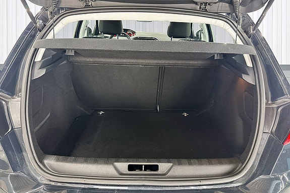 Peugeot 308 18 of 18