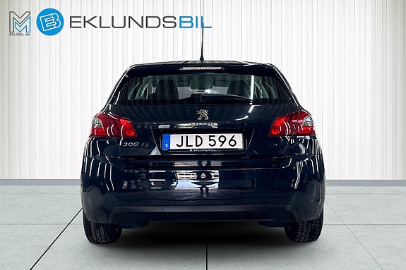 Peugeot 308 4 of 5