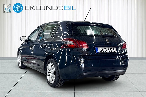 Peugeot 308 3 of 5