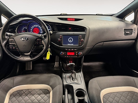 Kia Ceed 10 of 22