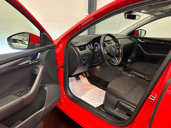 Skoda Octavia 18 of 30